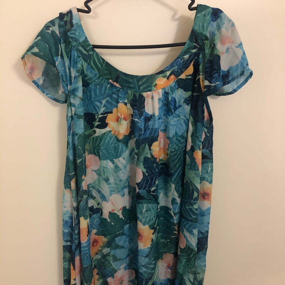 Show me your mumu dress.